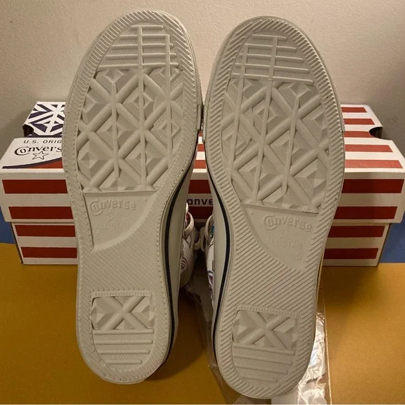 Gremlins Converse - Picture 7 of 7